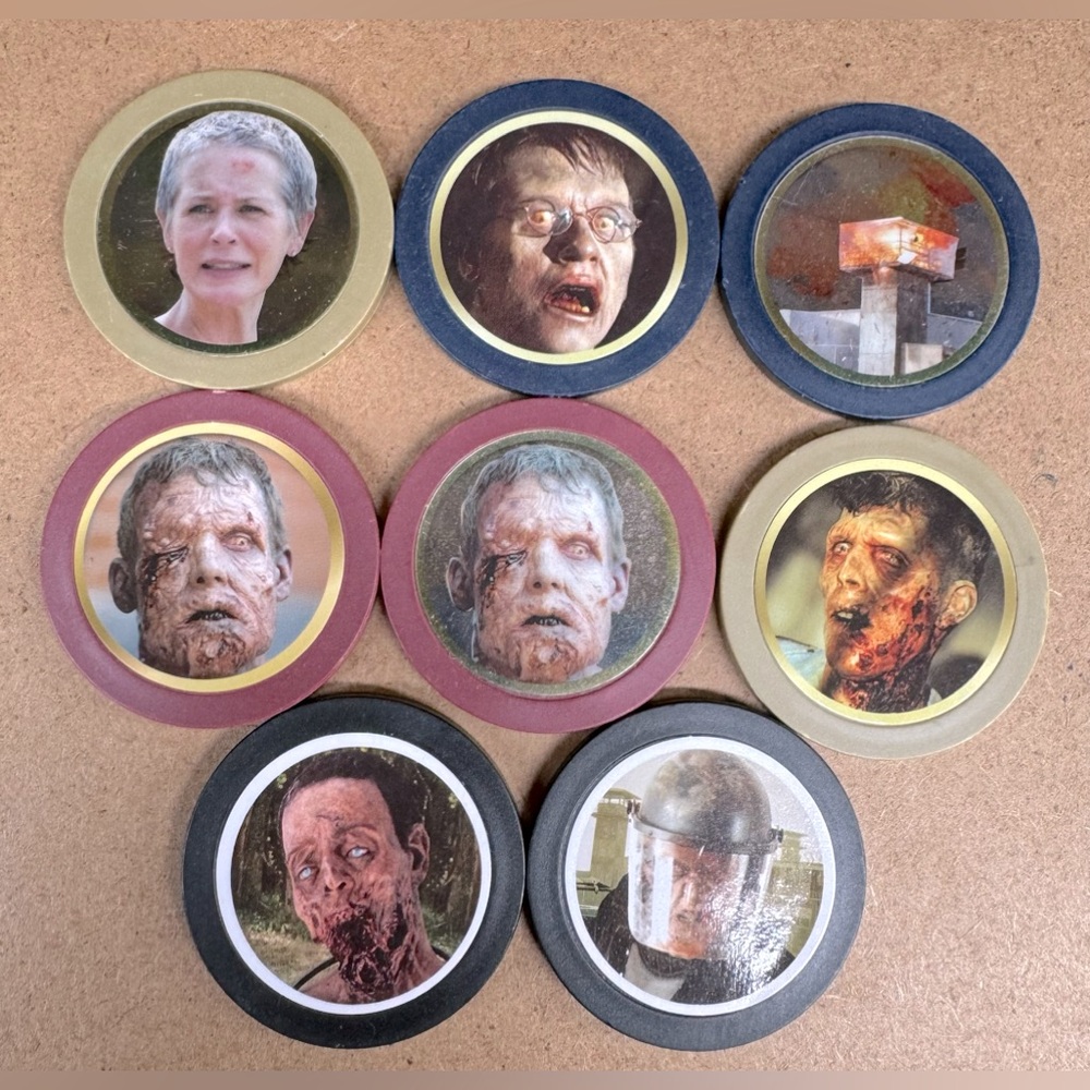 AMC’s The Walking Dead set of 8 collectible poker chips